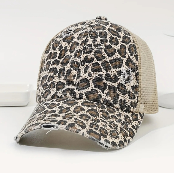 Leopard Print Crisscross Ponytail Hat, NWT - Picture 1 of 2